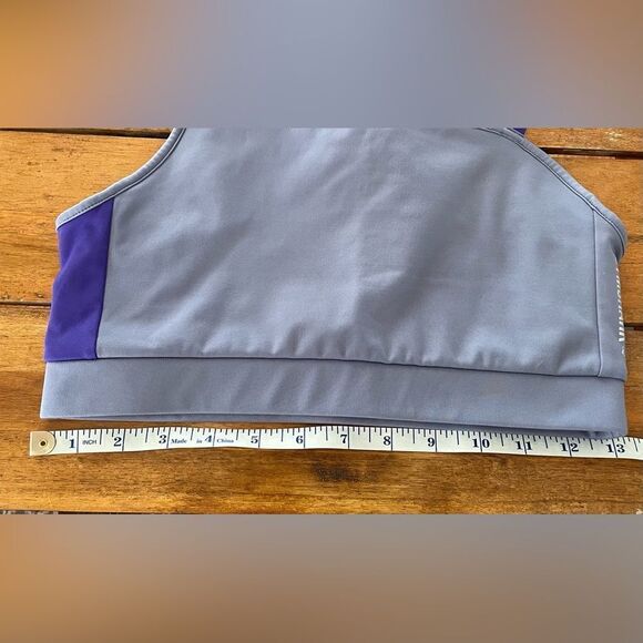 Women’s Gymshark Asymmetrical Purple Sports Bra Size Small - Picture 6 of 8